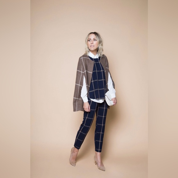 Old Navy | Windowpanel Plaid Trapeze Tank Top - Picture 4 of 4